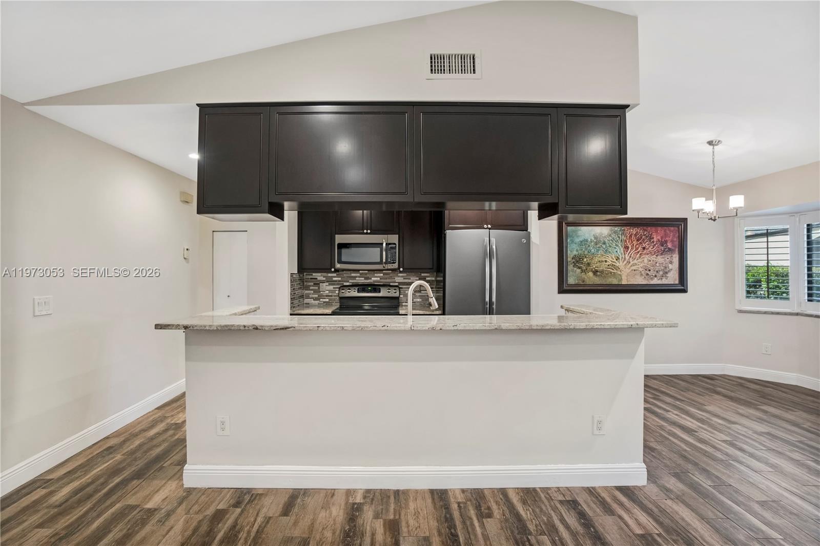 CHELSEA II - Residential