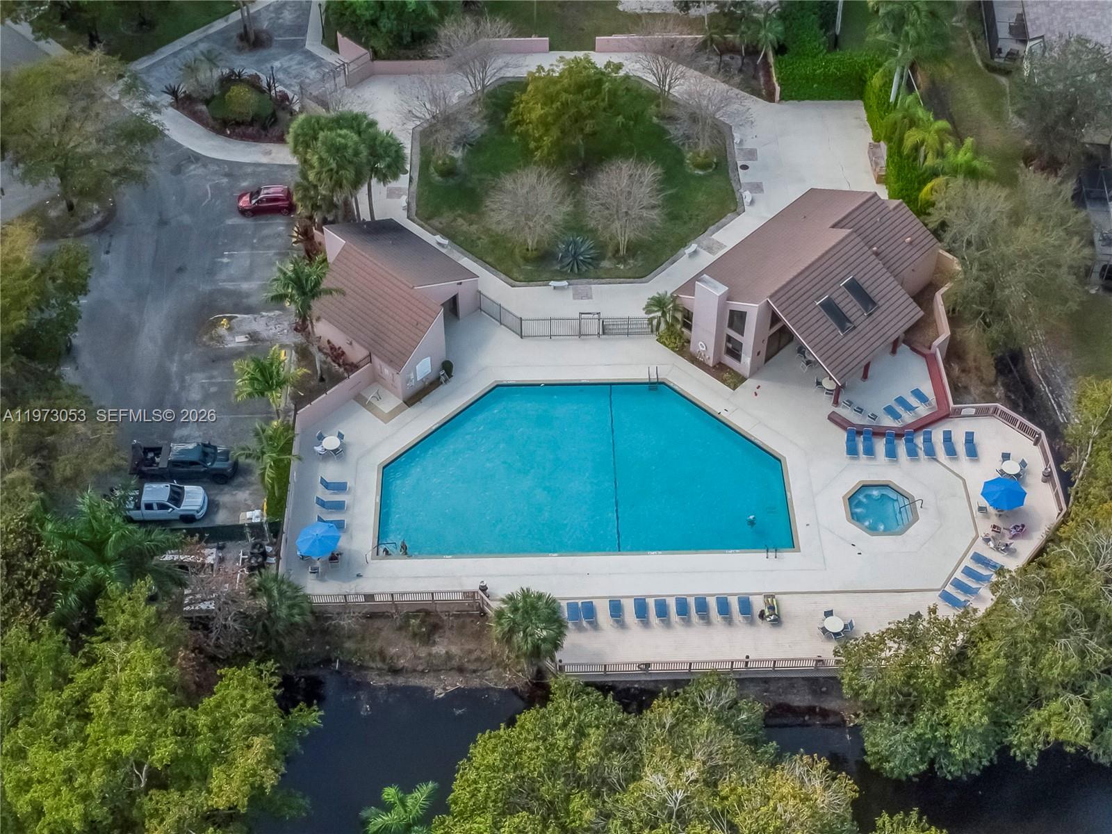 CHELSEA II - Residential