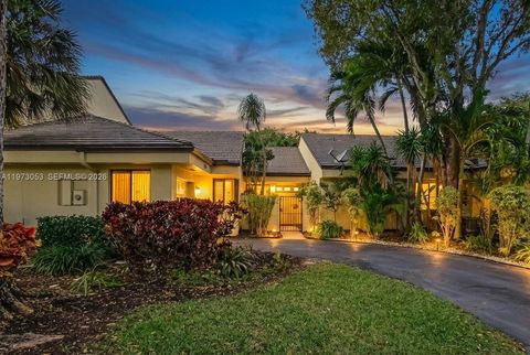 Photo of 349 NW 94th Ter, Plantation, FL 33324 (MLS # A11973053)