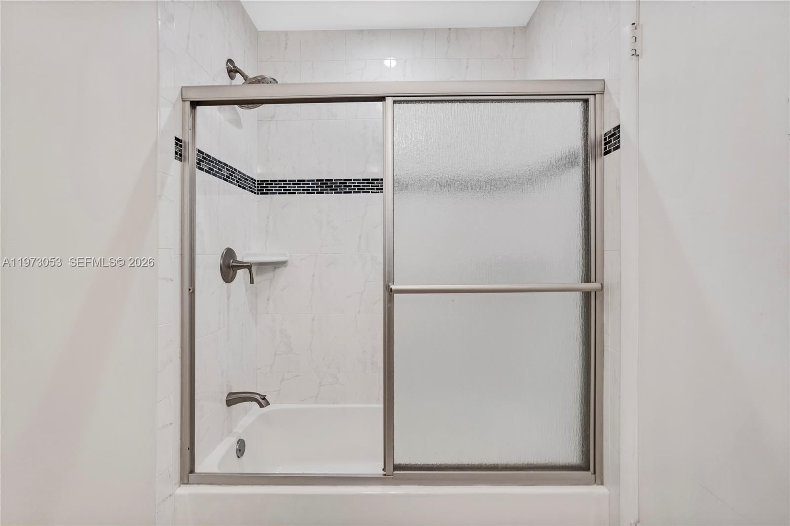 CHELSEA II - Residential