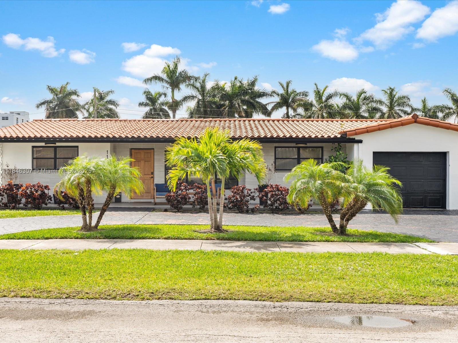 1116 NE 4th Ct