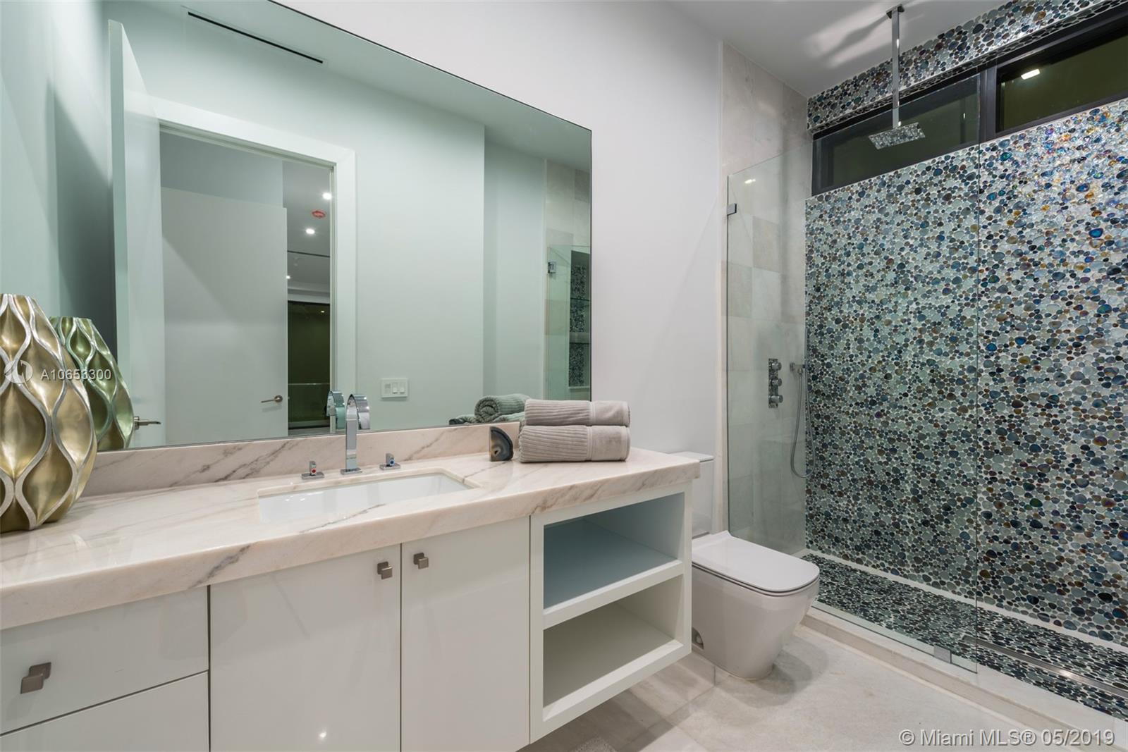 SEA ISLAND - Residential