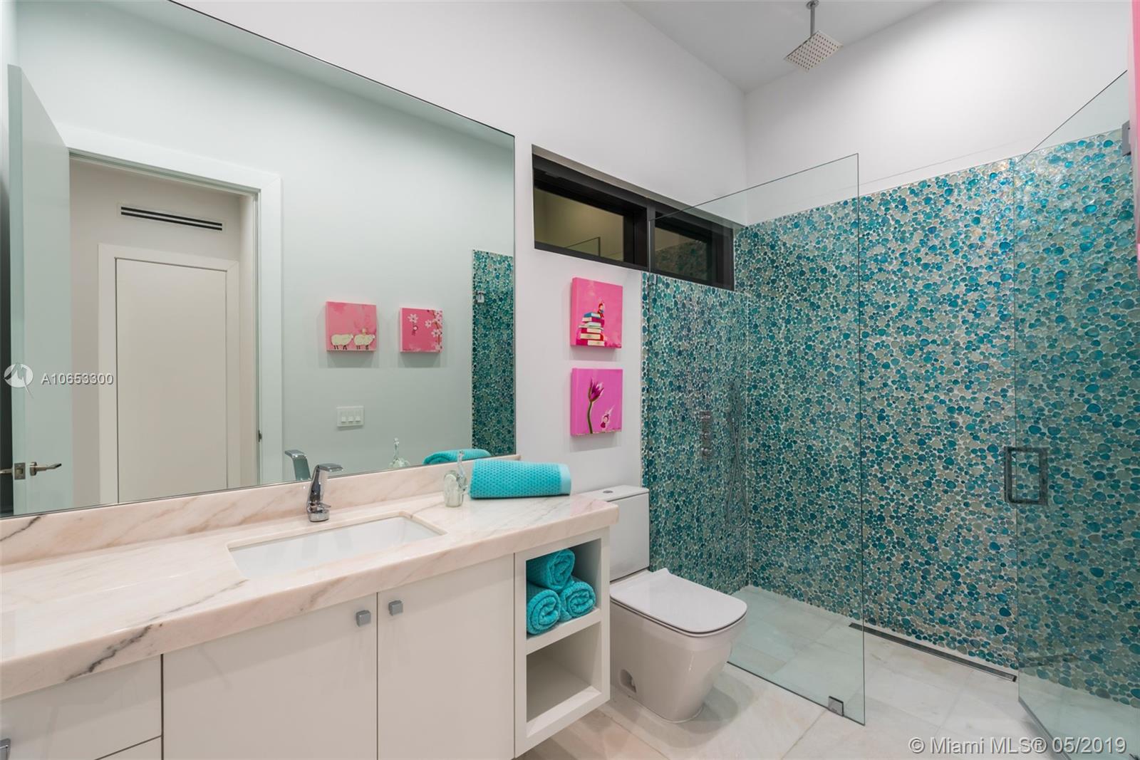 SEA ISLAND - Residential