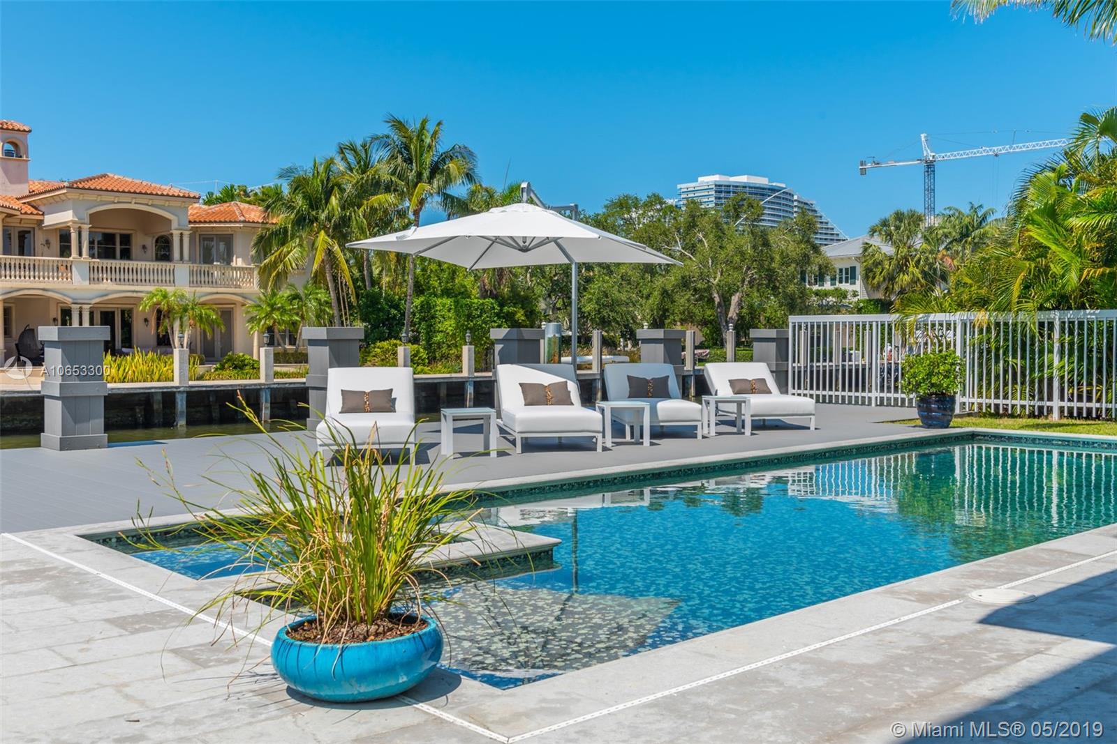 SEA ISLAND - Residential