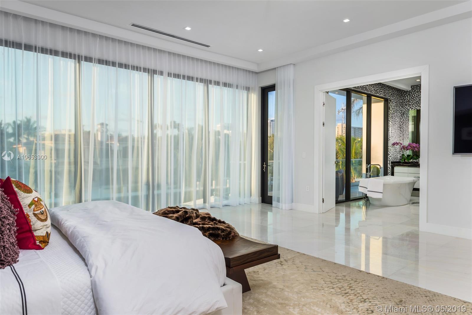 SEA ISLAND - Residential