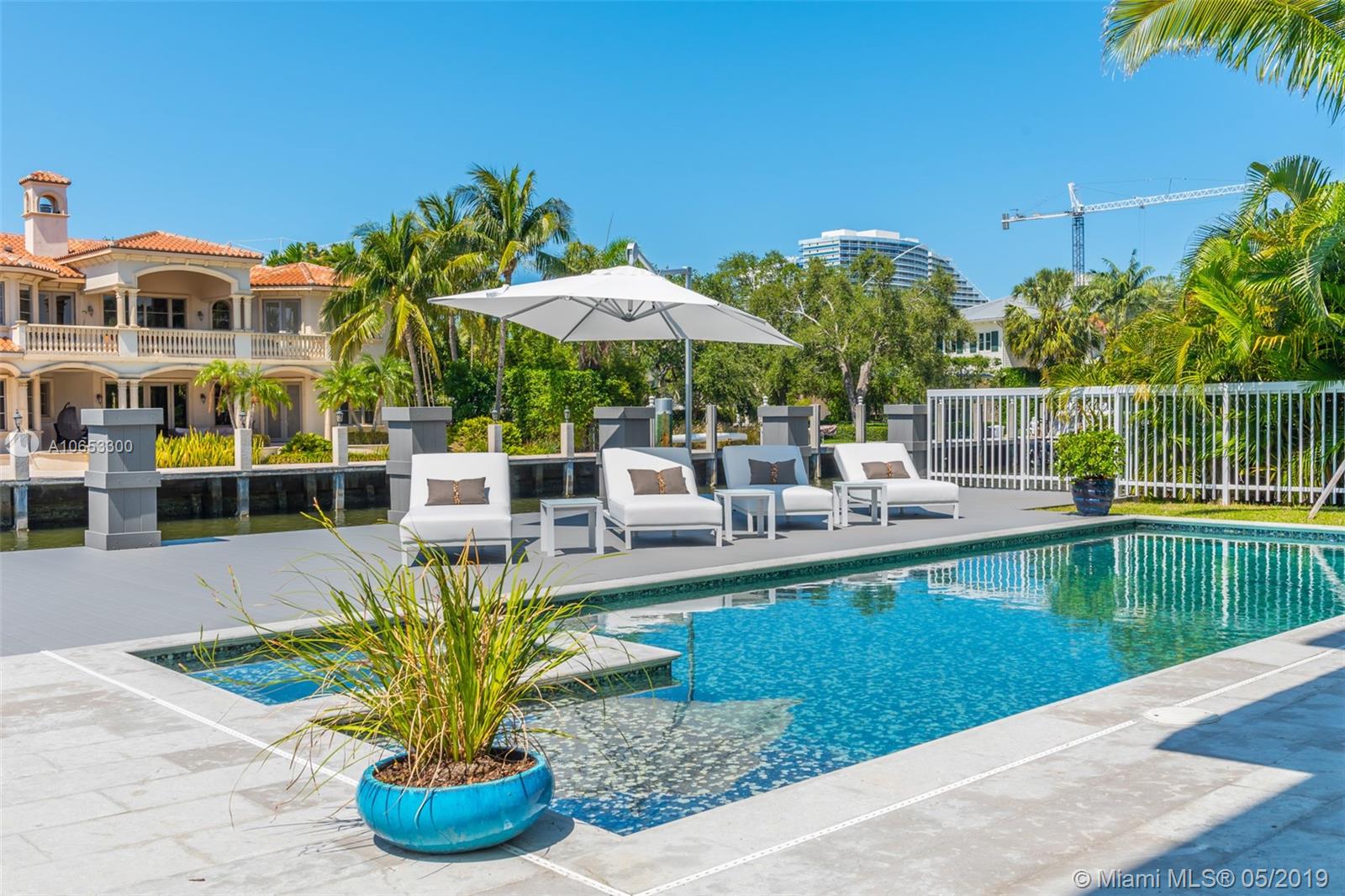 SEA ISLAND - Residential