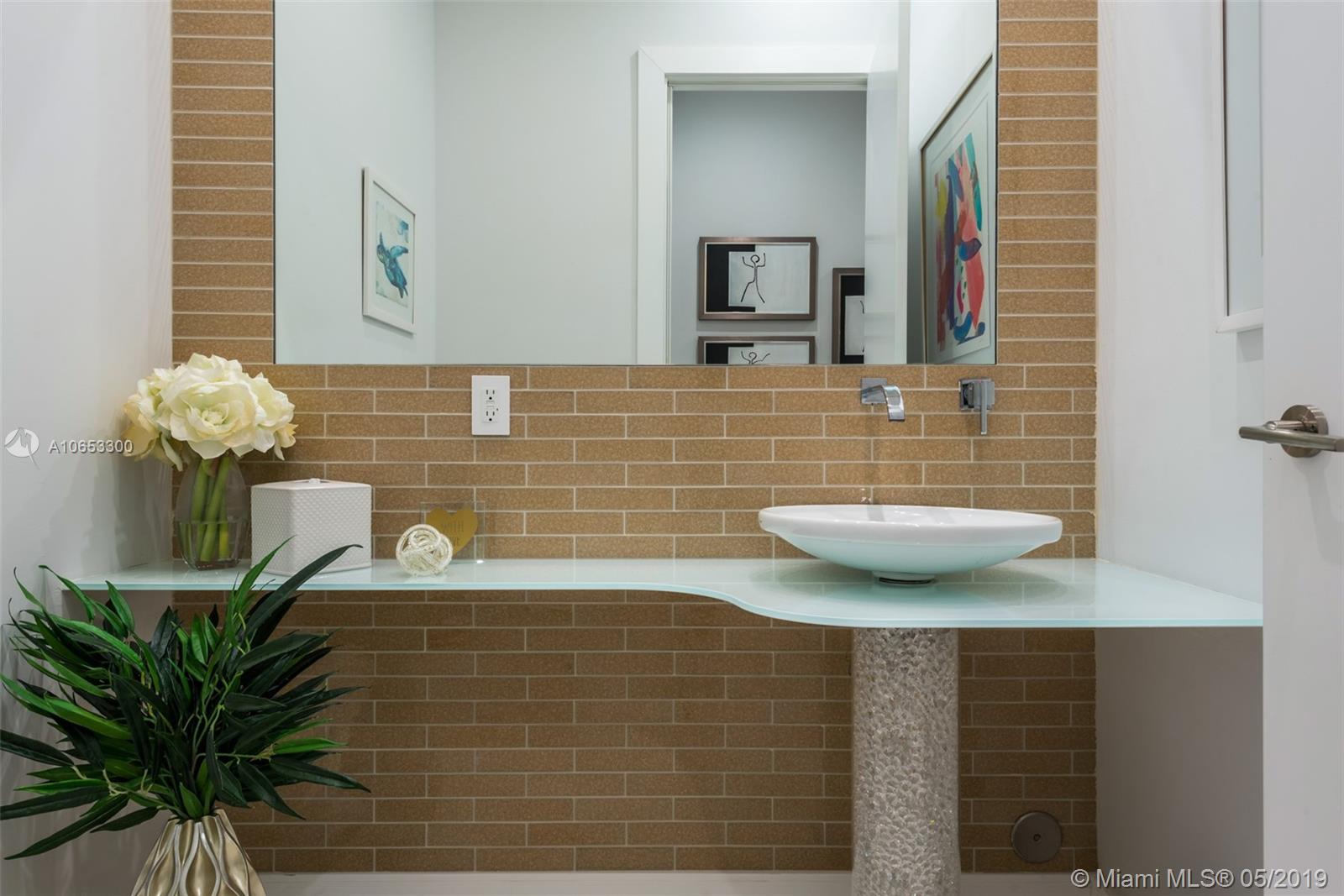 SEA ISLAND - Residential