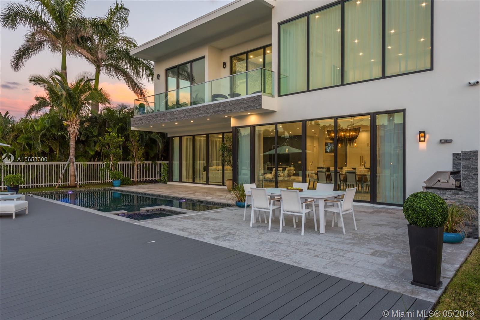 SEA ISLAND - Residential