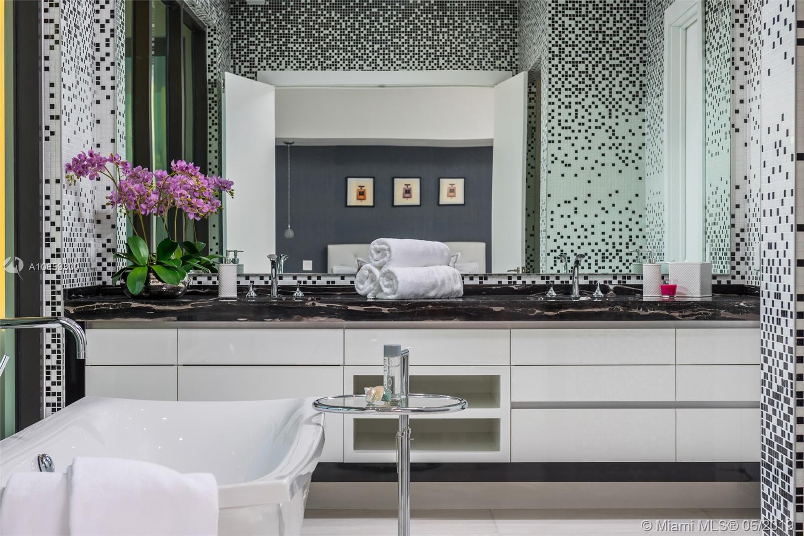 SEA ISLAND - Residential