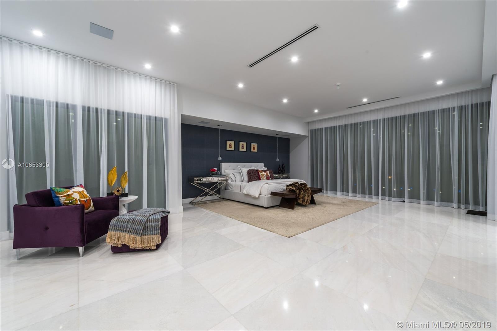 SEA ISLAND - Residential