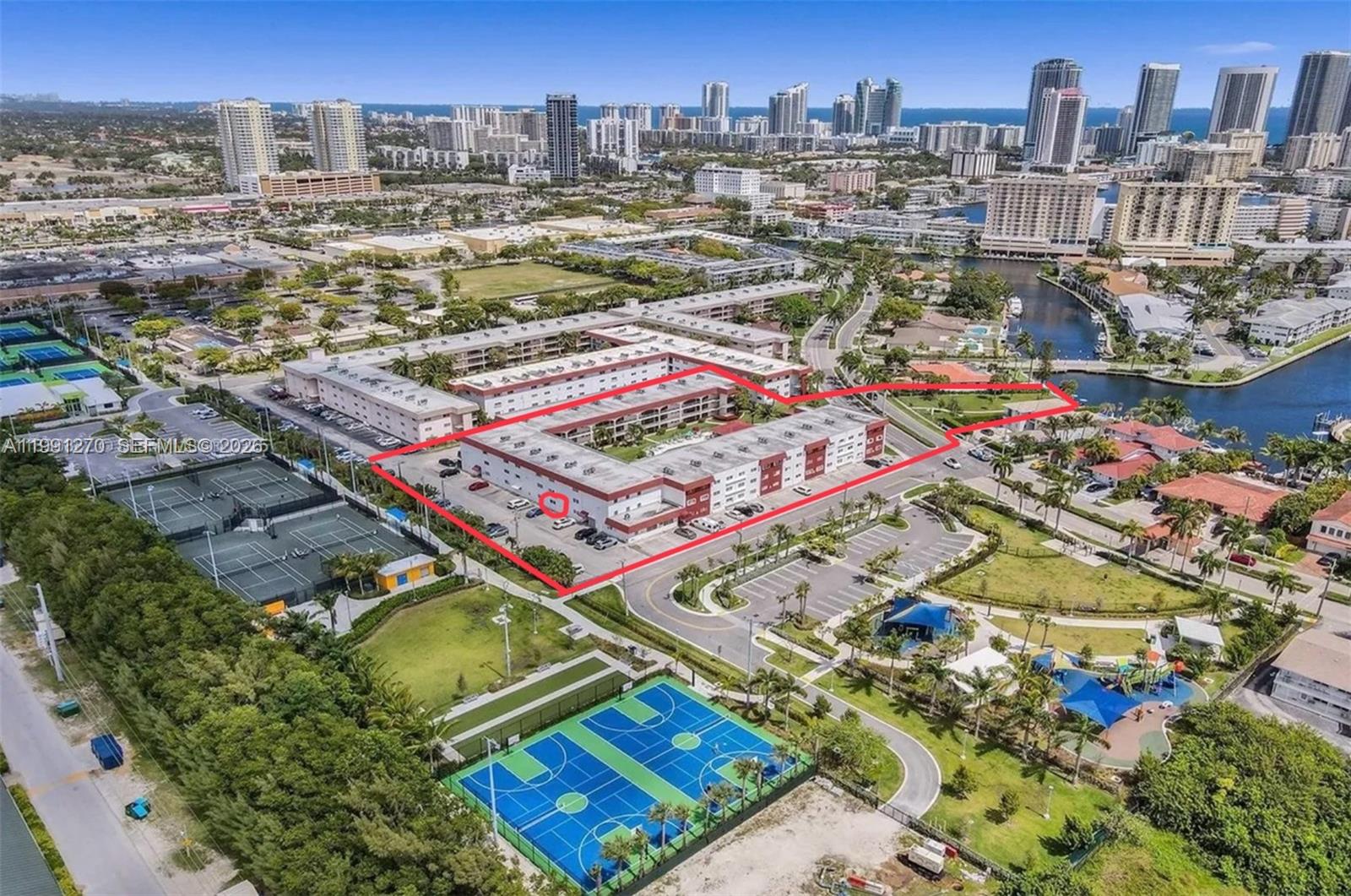 CASA PARADISO CO-OP - Residential