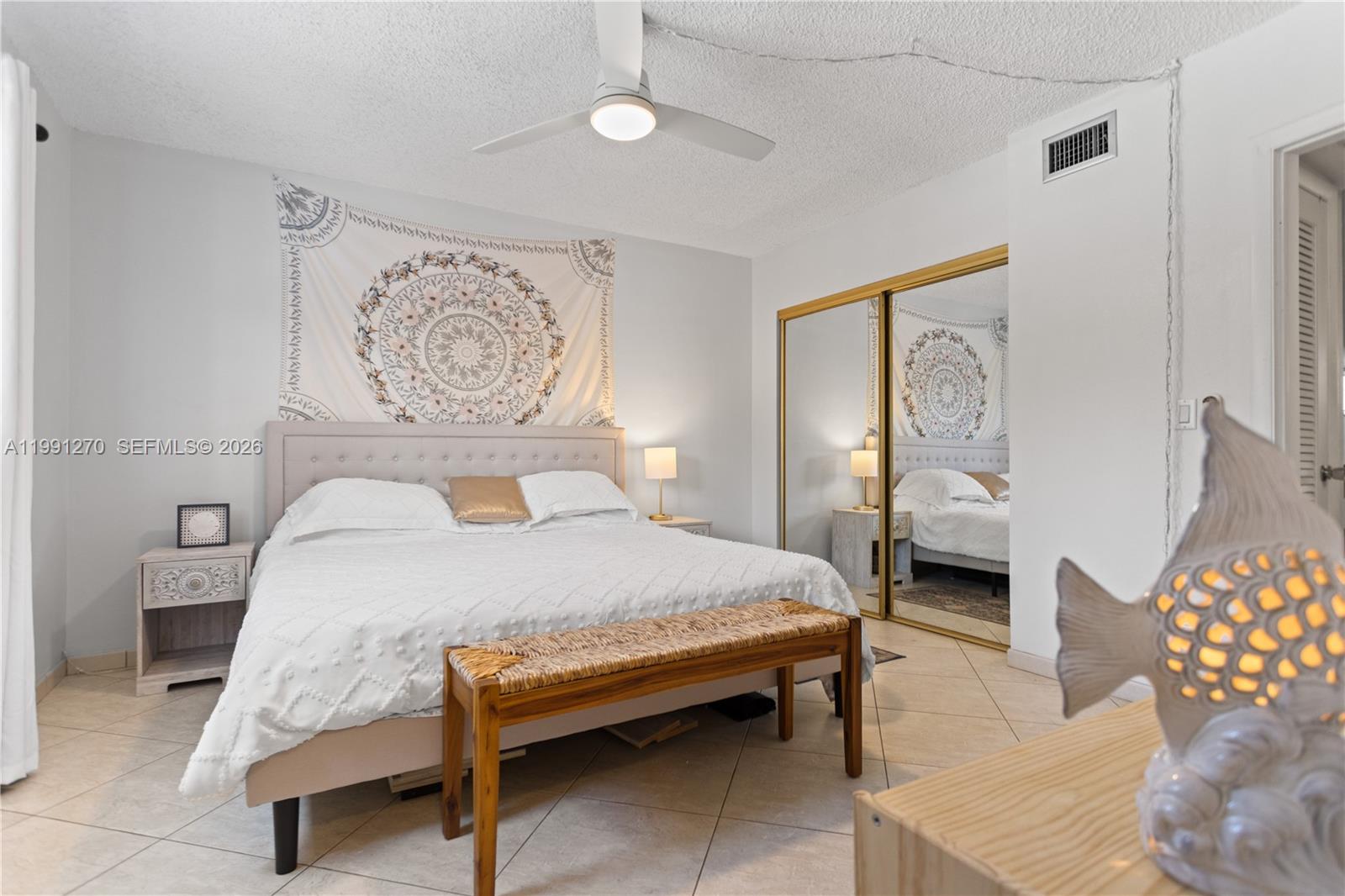 CASA PARADISO CO-OP - Residential