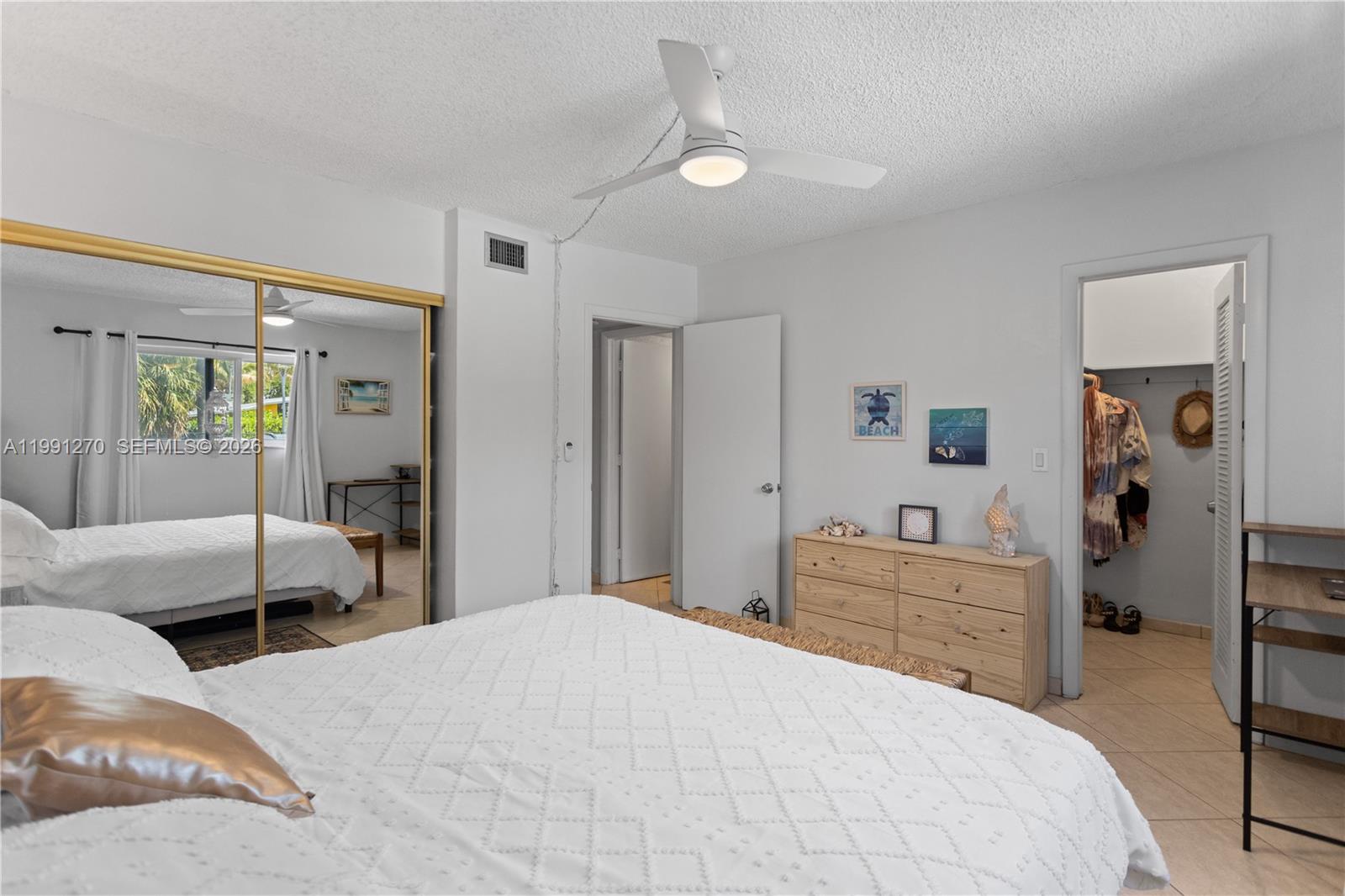 CASA PARADISO CO-OP - Residential