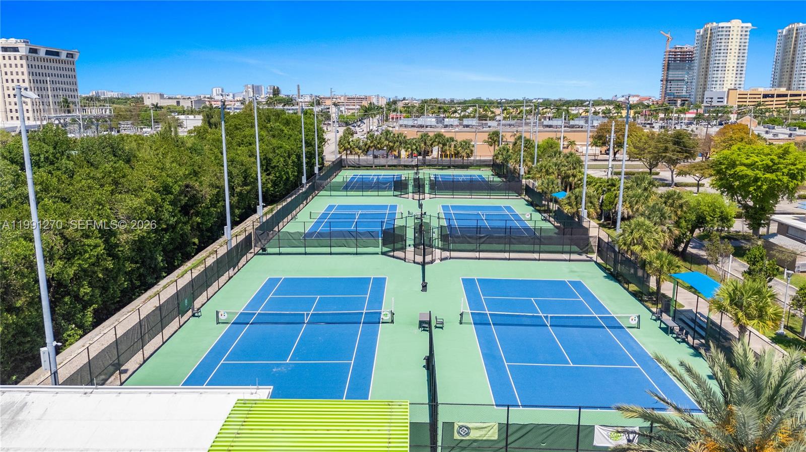 CASA PARADISO CO-OP - Residential