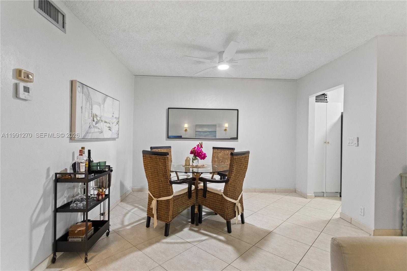 CASA PARADISO CO-OP - Residential