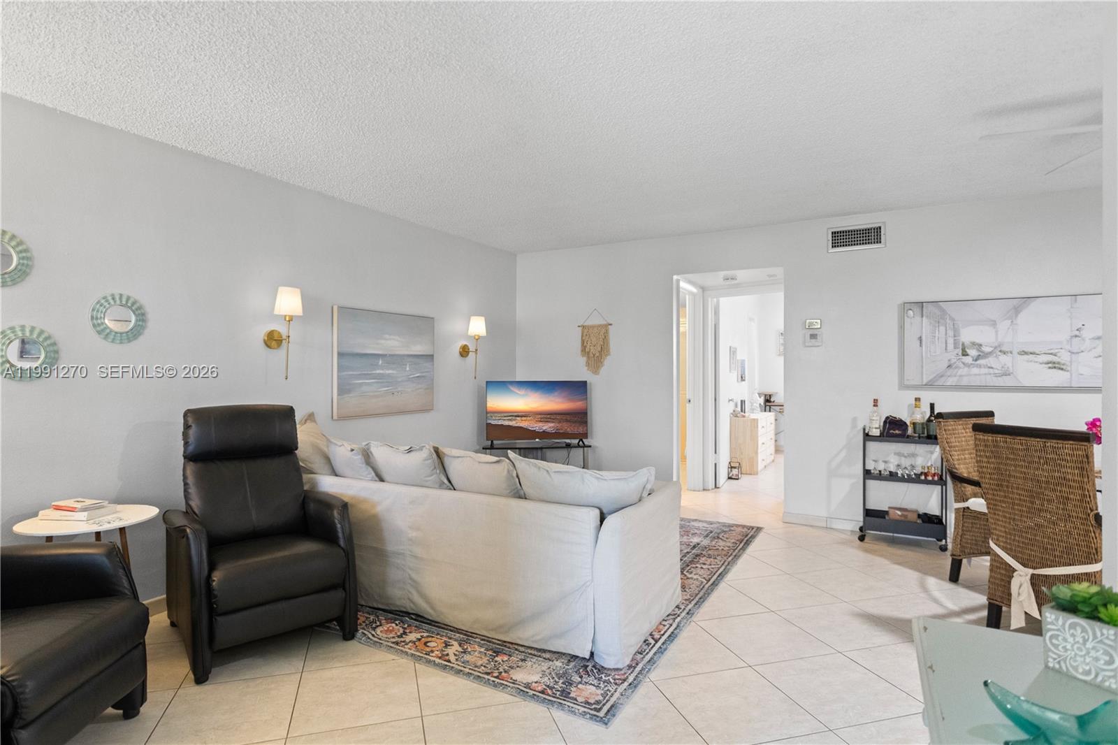 CASA PARADISO CO-OP - Residential