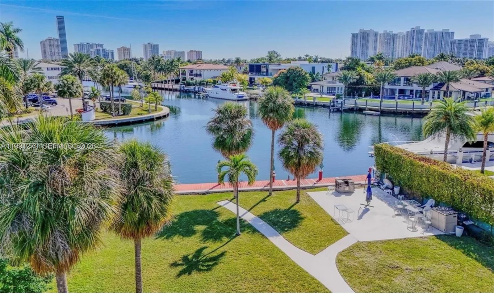 CASA PARADISO CO-OP - Residential