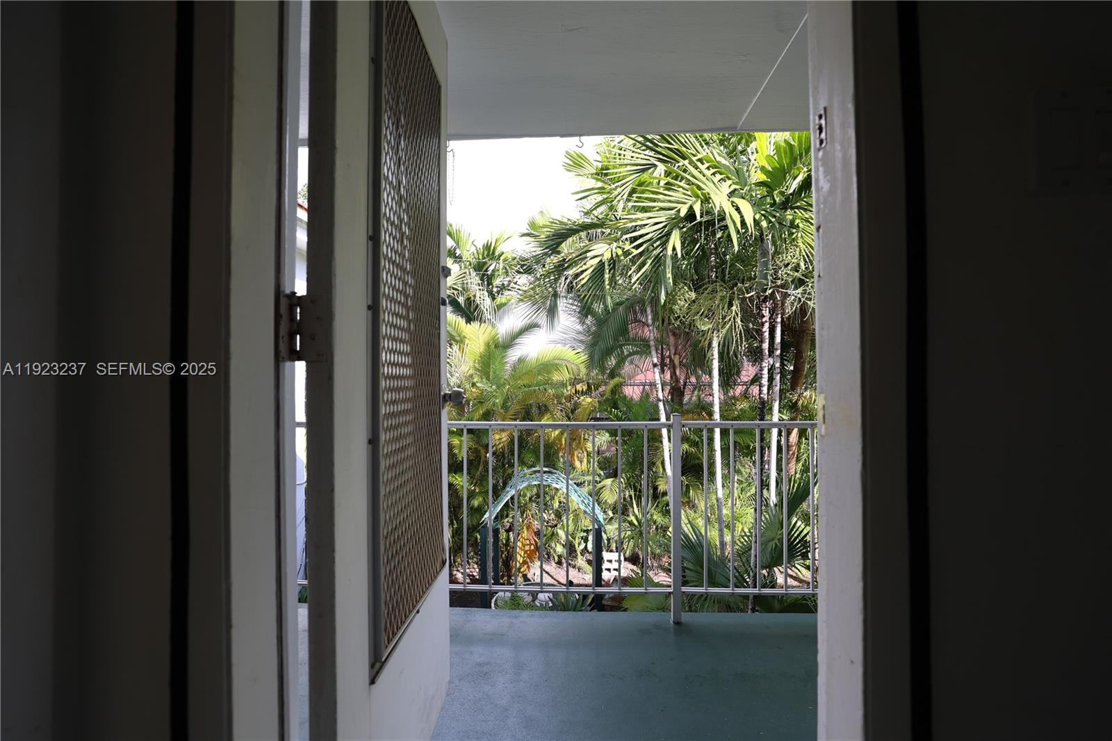 SUNRISE HARBOUR REV PL - Residential