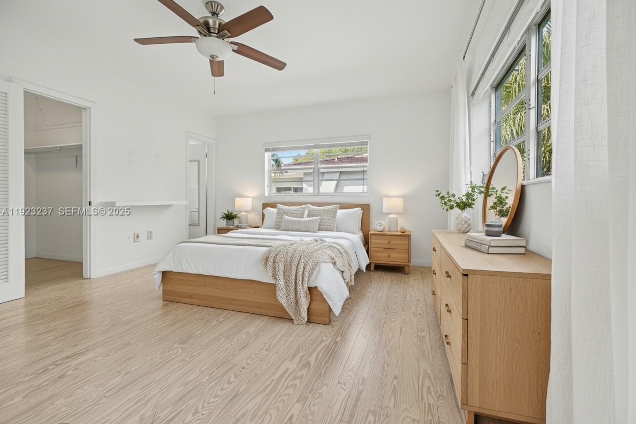 SUNRISE HARBOUR REV PL - Residential