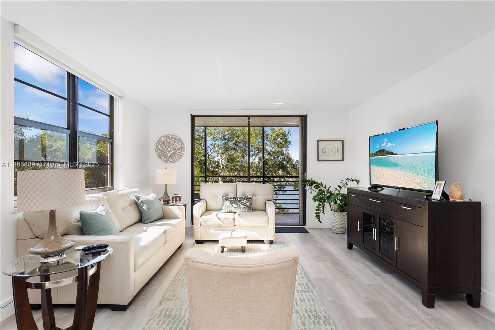 COLONY POINT 3 CONDO - Residential