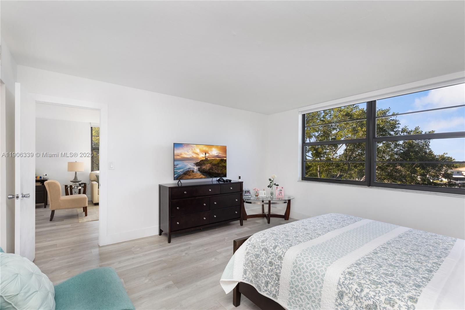 COLONY POINT 3 CONDO - Residential