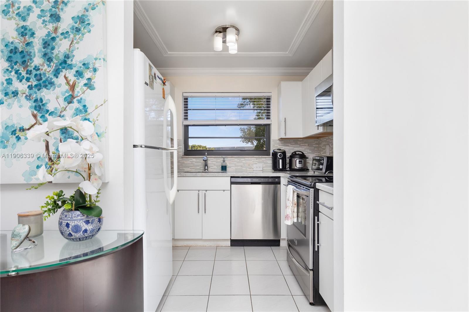 COLONY POINT 3 CONDO - Residential