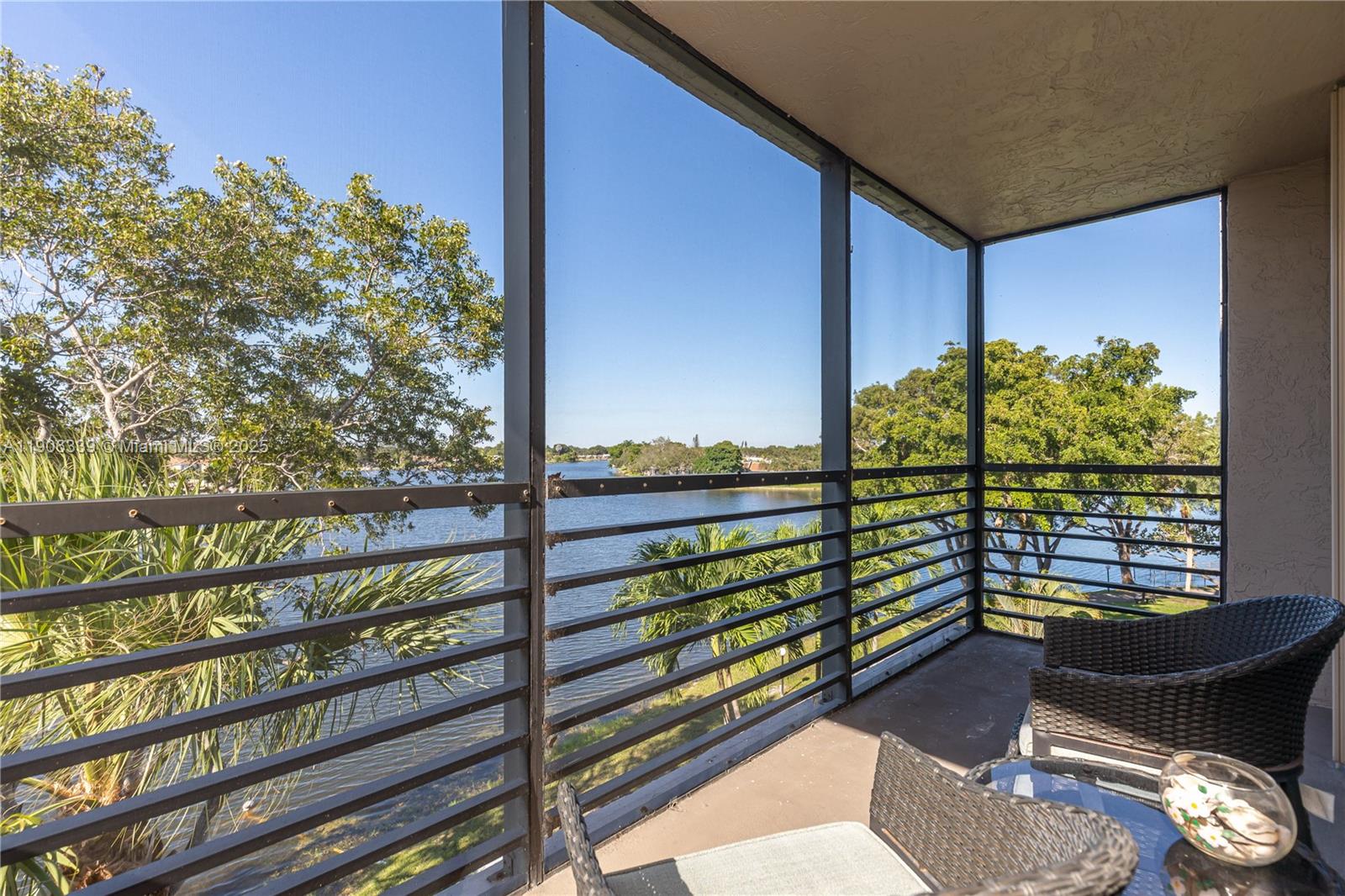 COLONY POINT 3 CONDO - Residential