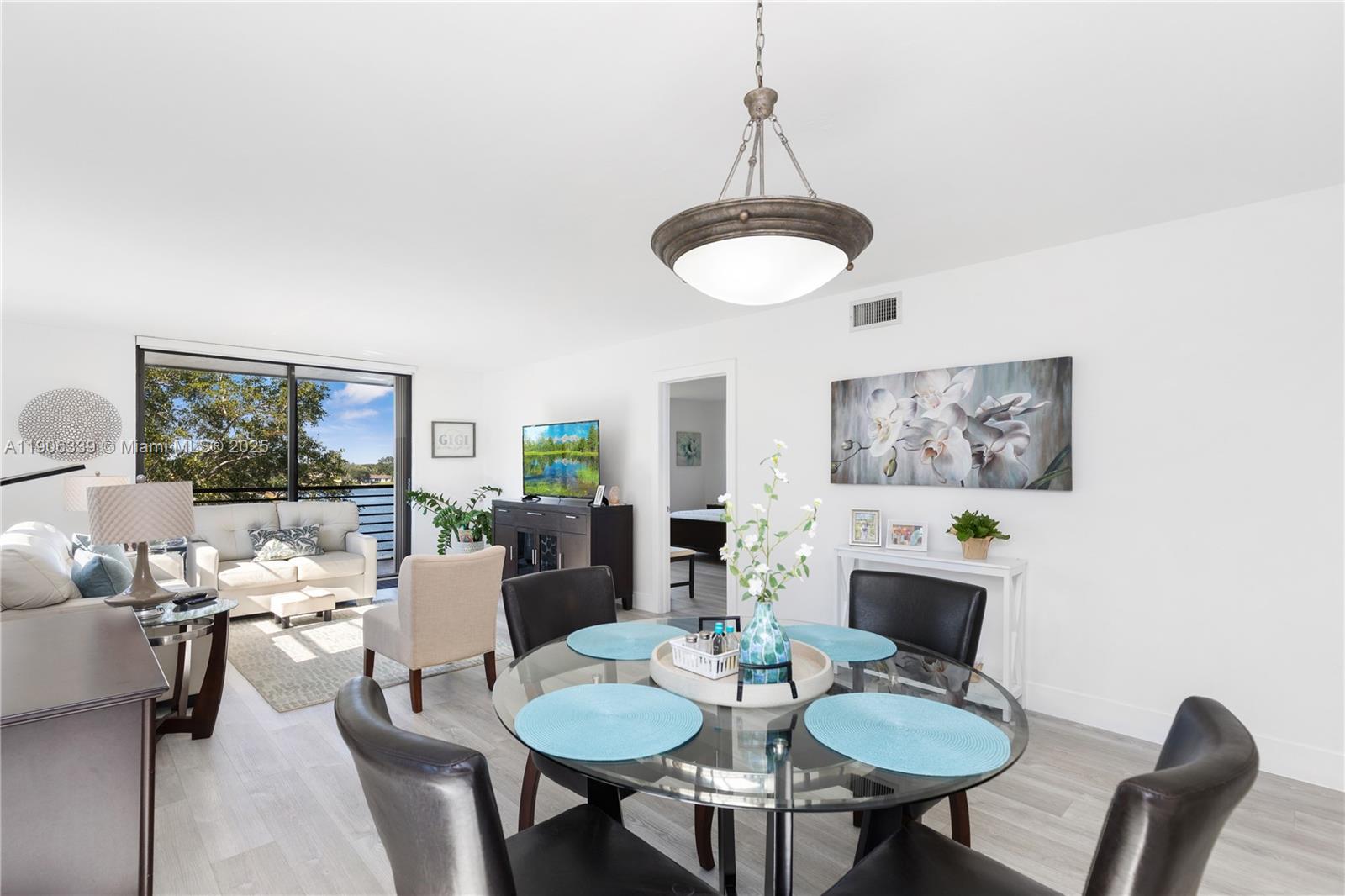 COLONY POINT 3 CONDO - Residential