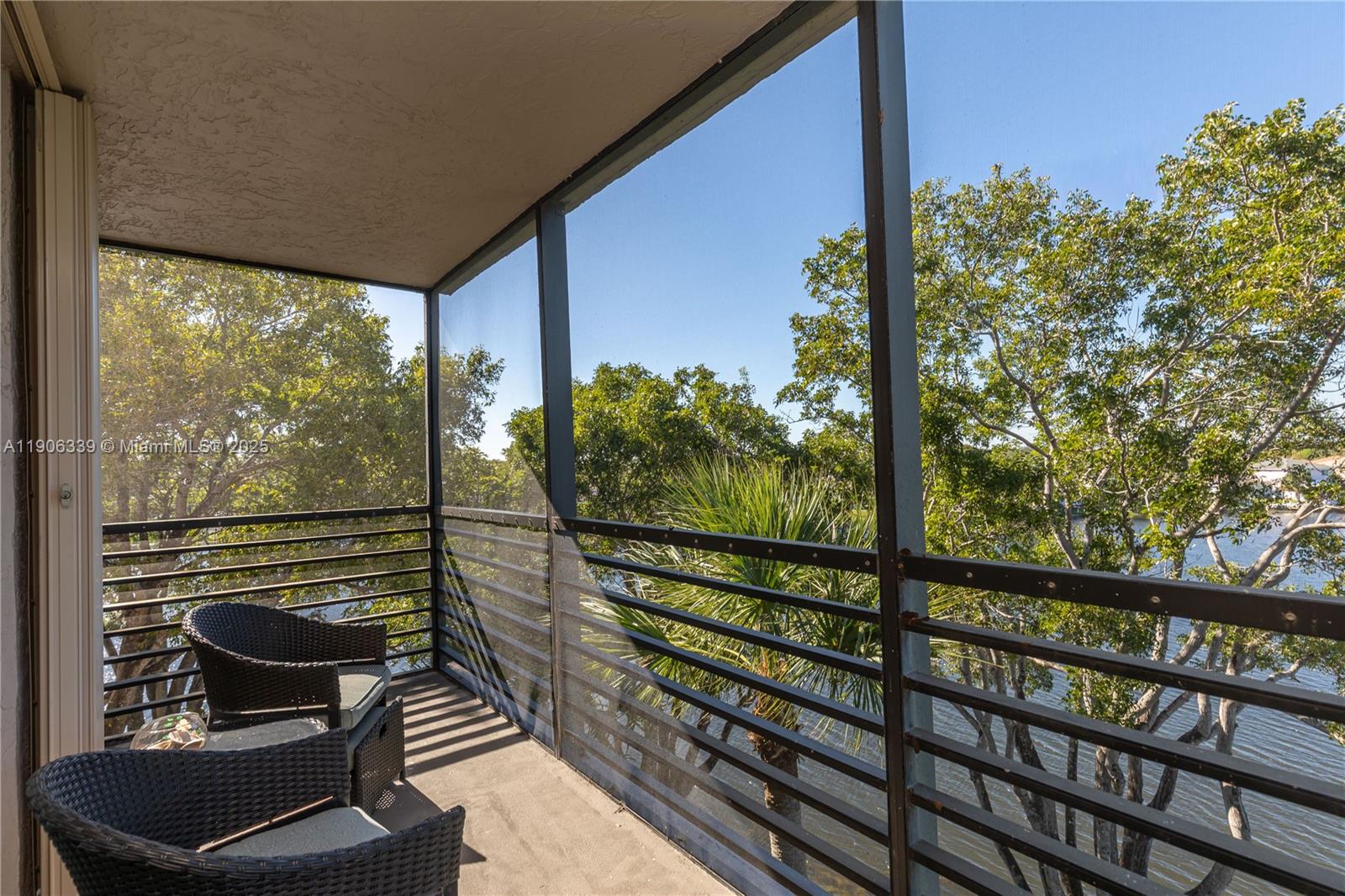 COLONY POINT 3 CONDO - Residential