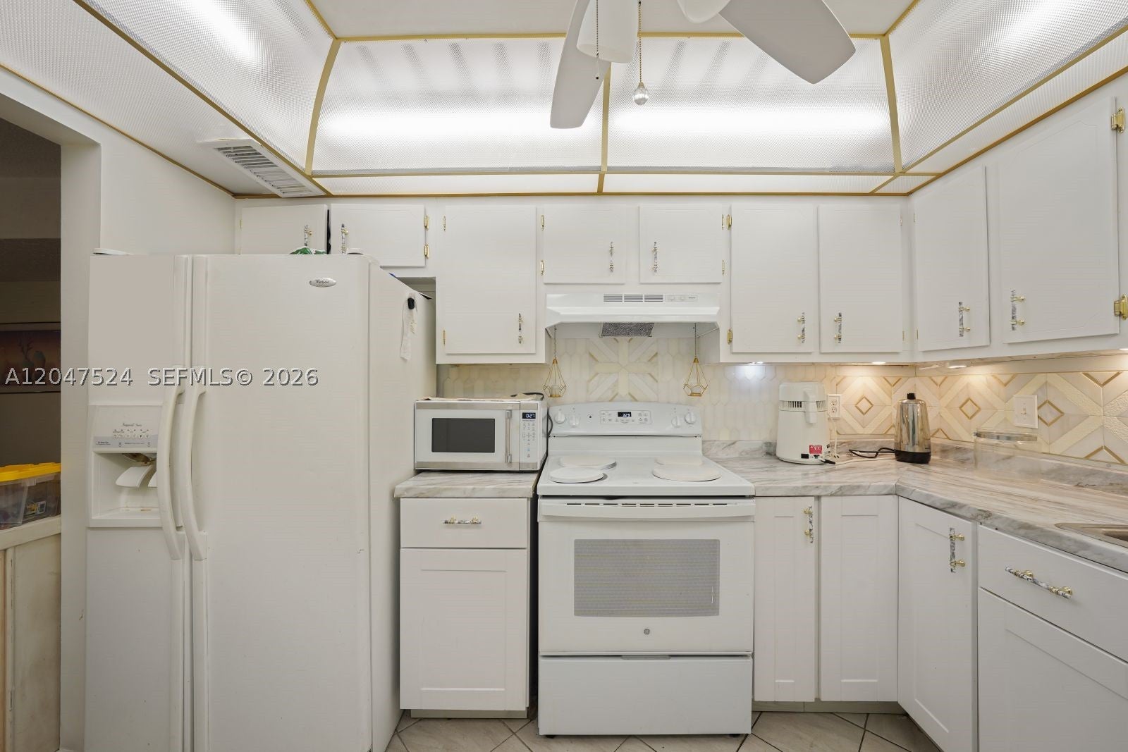 7000 NW 17th St 303, Plantation FL 33313