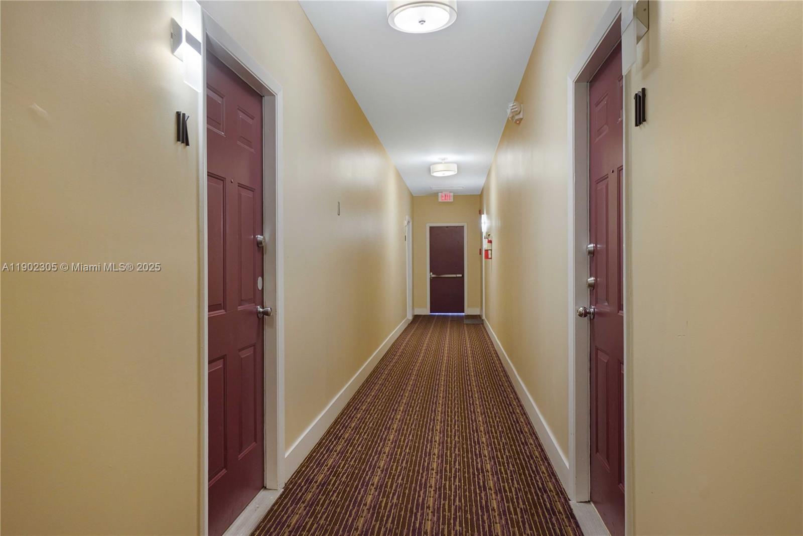 THE FLAMINGO CONDO - Residential