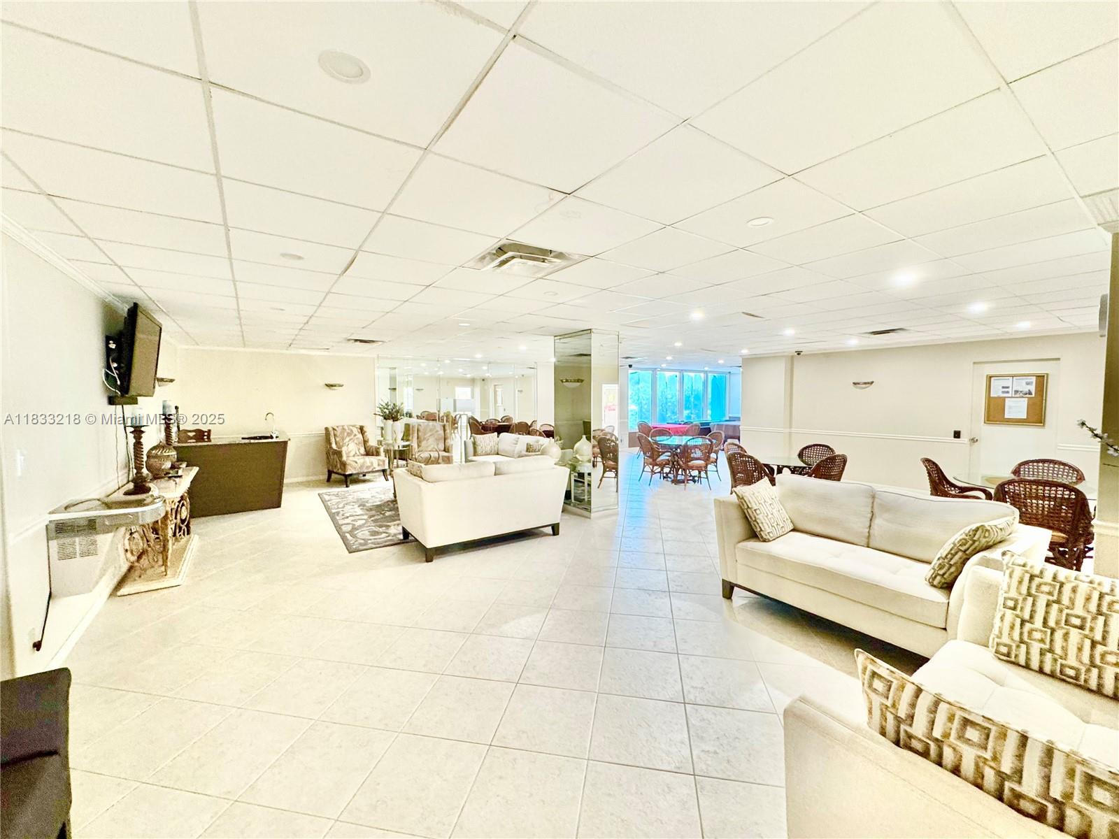 GALLEON CONDO - Residential Lease