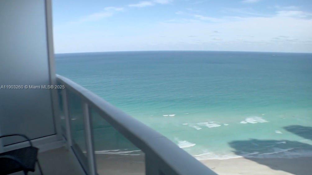 TRUMP INTERNATIONAL SONES - Residential