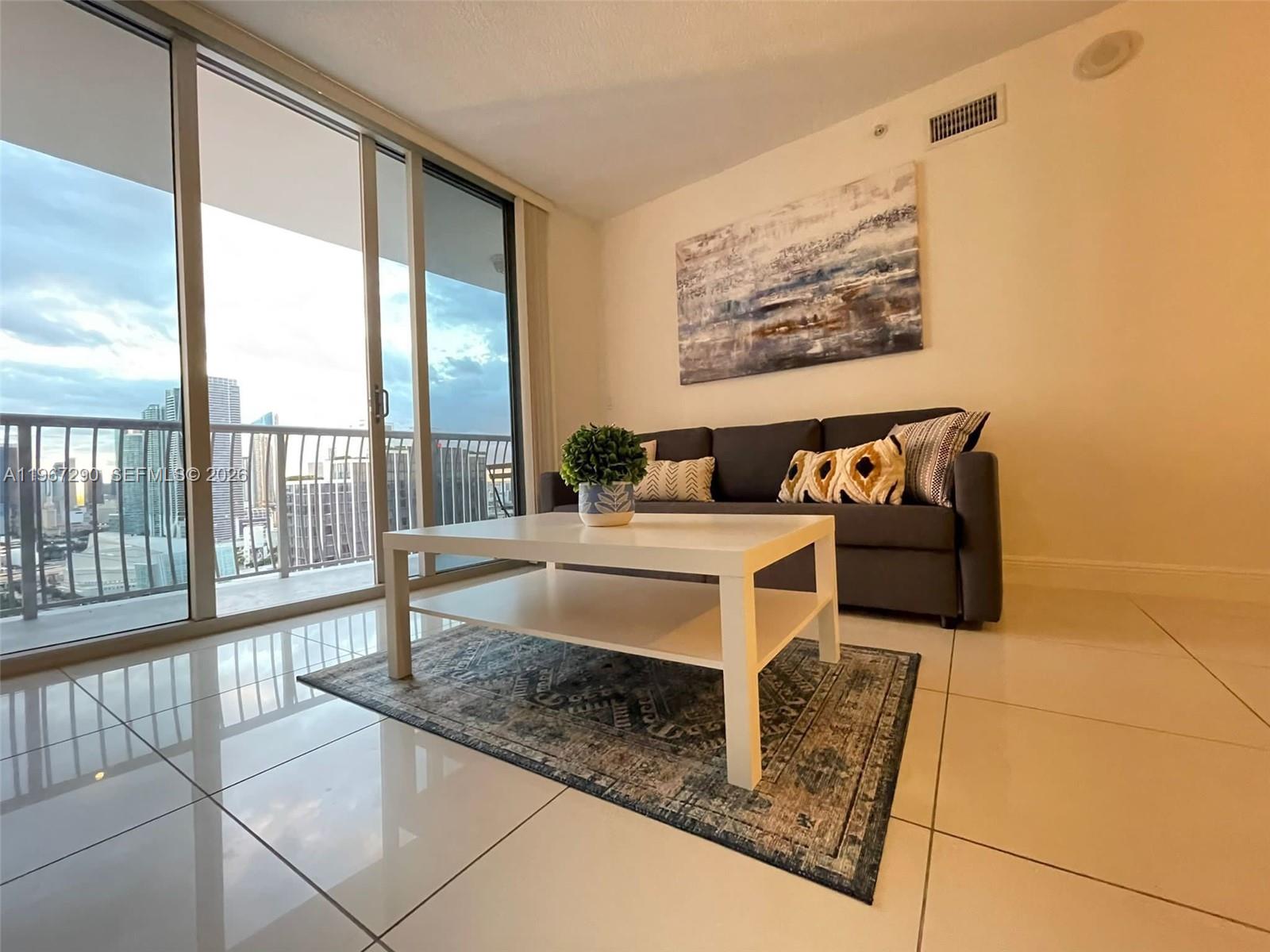 OPERA TOWER CONDO - Residential