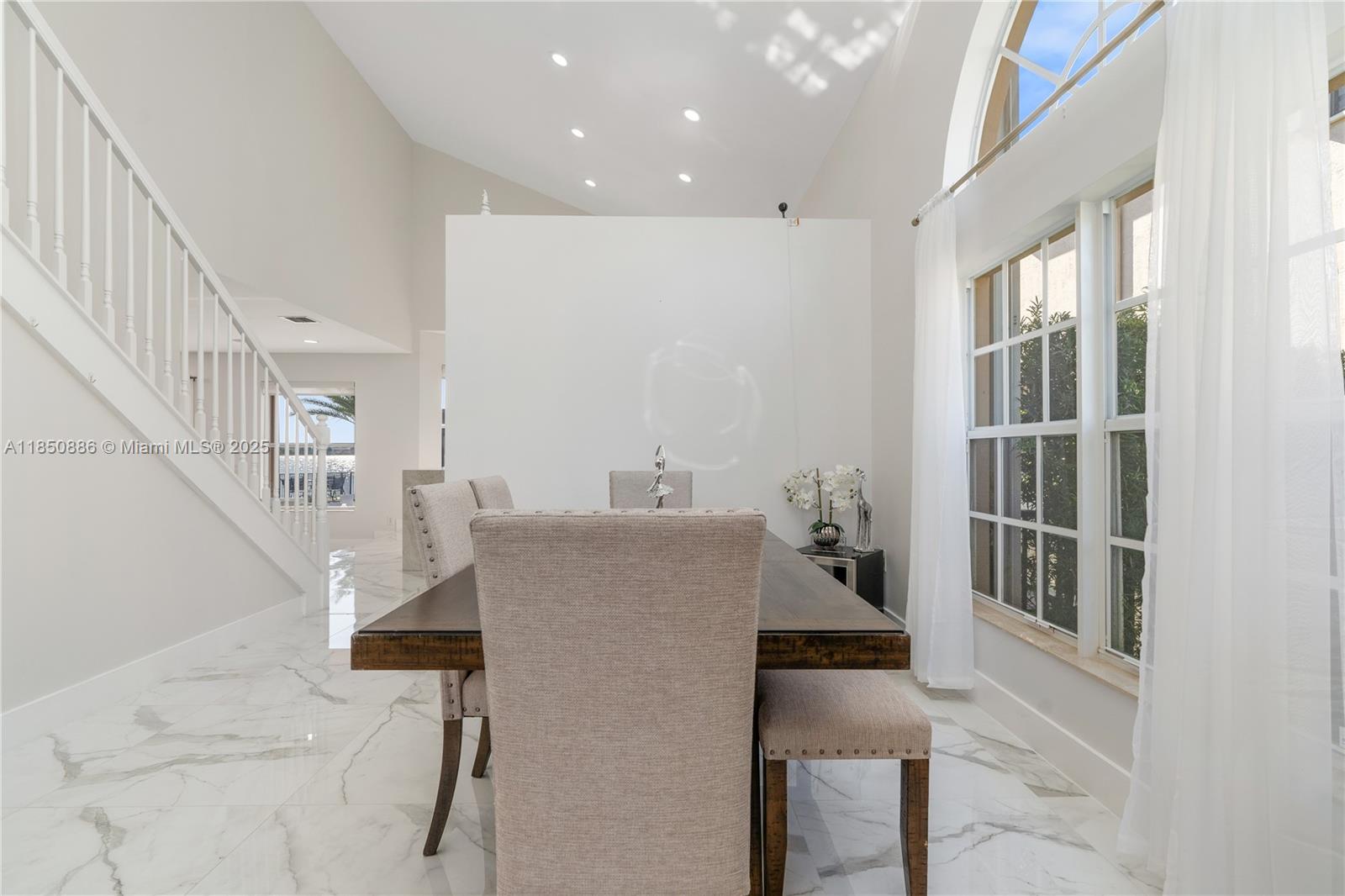 SUNSET FALLS PLAT 1 - Residential