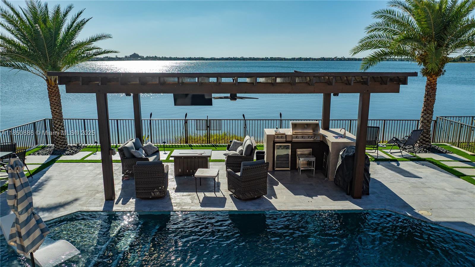 SUNSET FALLS PLAT 1 - Residential