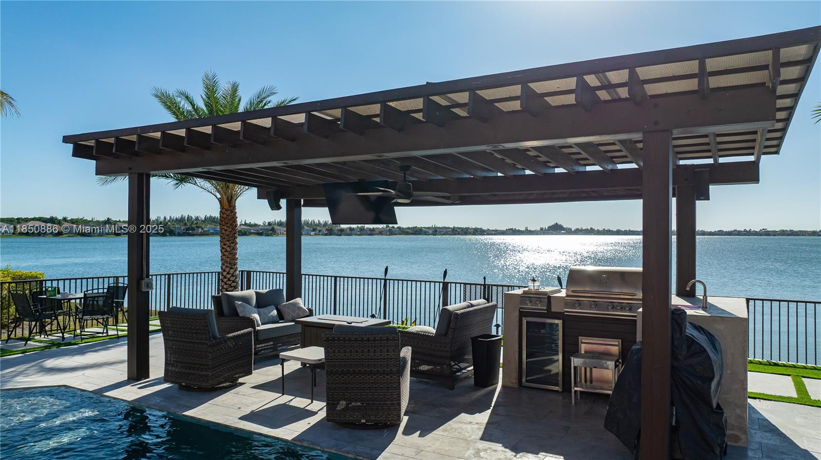 SUNSET FALLS PLAT 1 - Residential