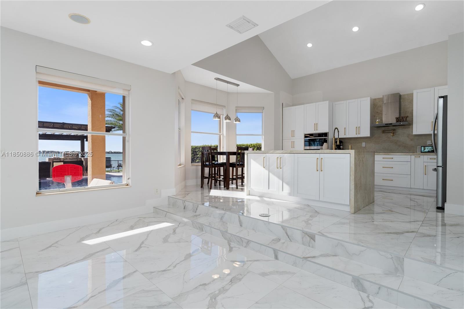 SUNSET FALLS PLAT 1 - Residential