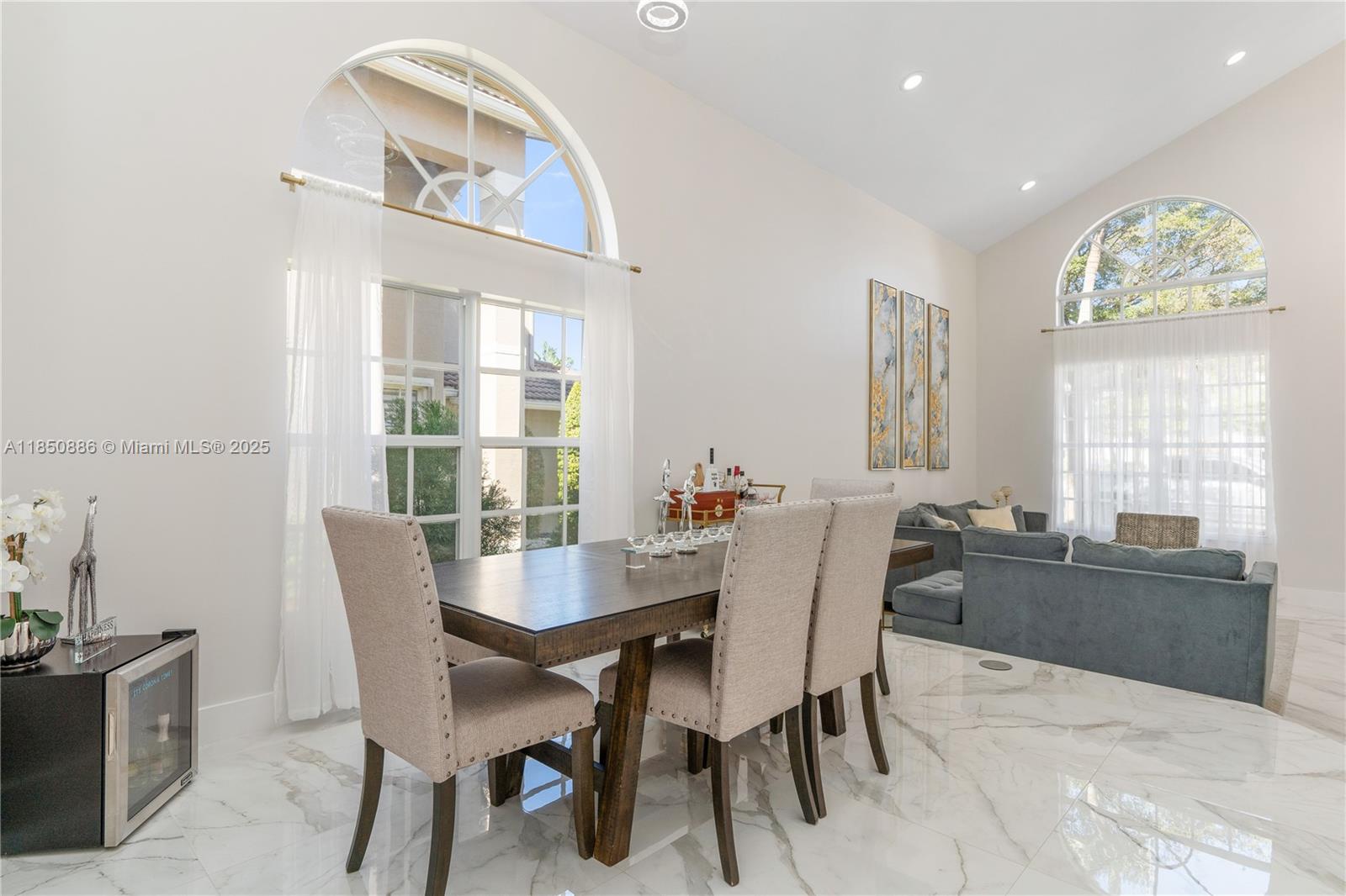 SUNSET FALLS PLAT 1 - Residential