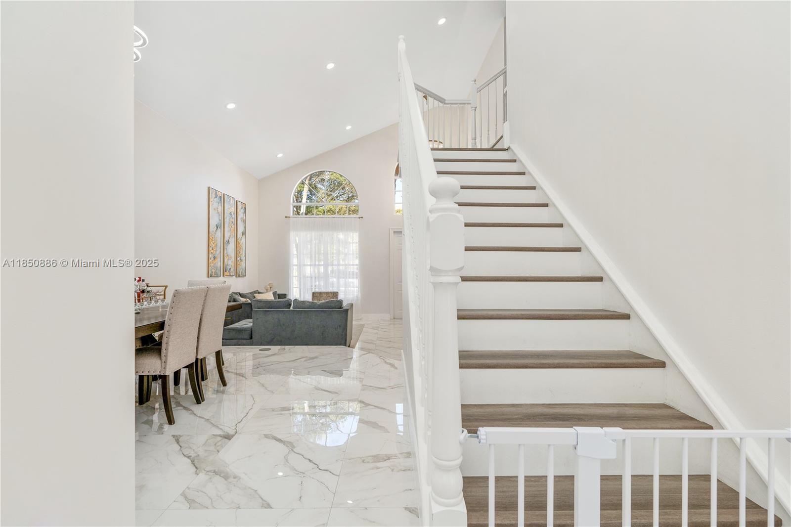 SUNSET FALLS PLAT 1 - Residential