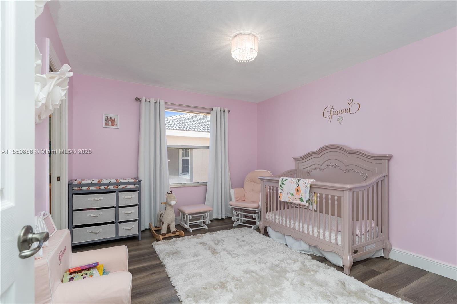 SUNSET FALLS PLAT 1 - Residential