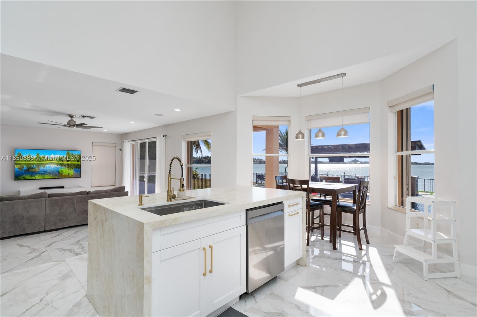 SUNSET FALLS PLAT 1 - Residential