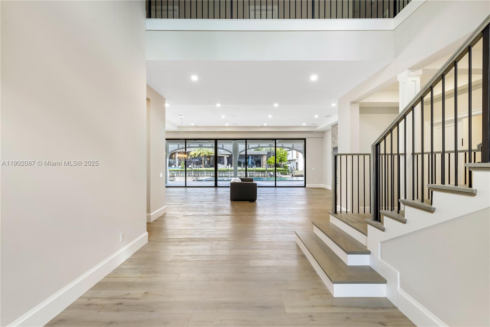 LAUDERDALE SHORES REAMEN - Residential