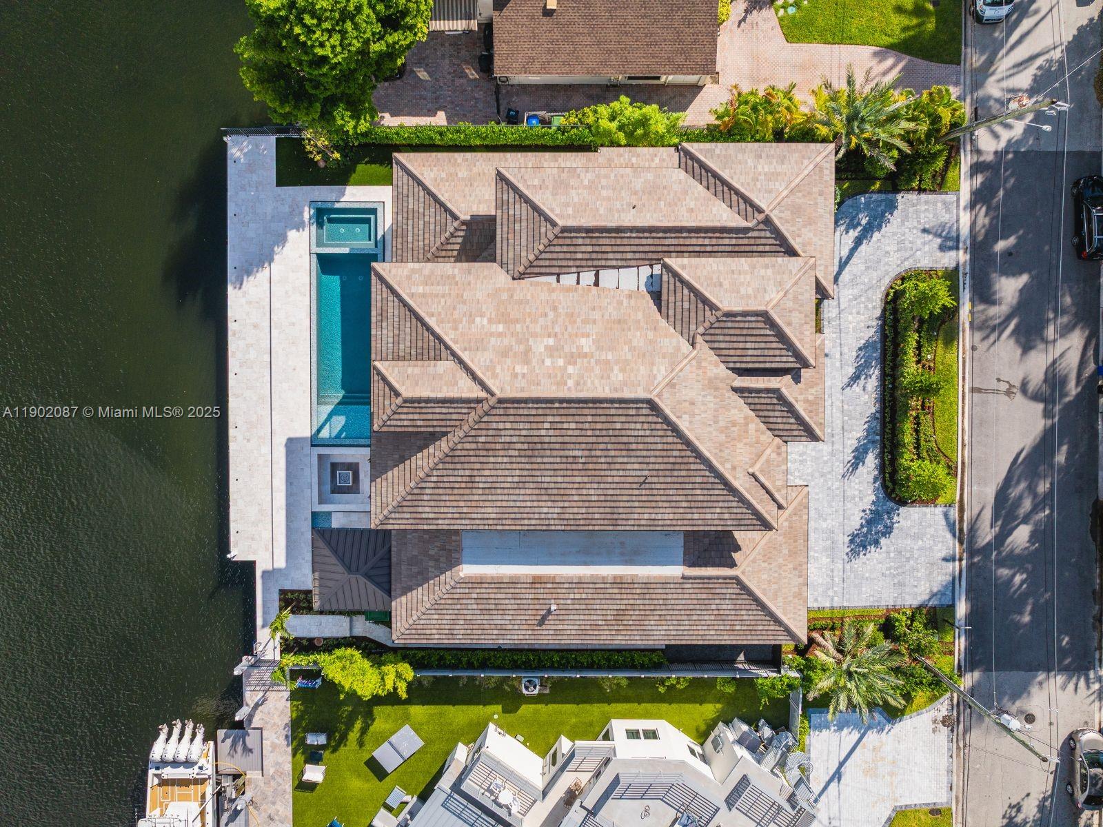 LAUDERDALE SHORES REAMEN - Residential
