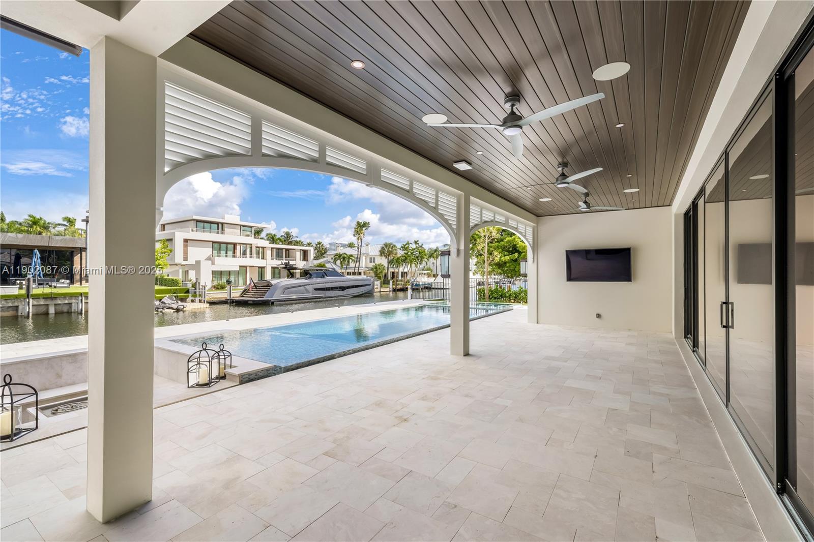 LAUDERDALE SHORES REAMEN - Residential