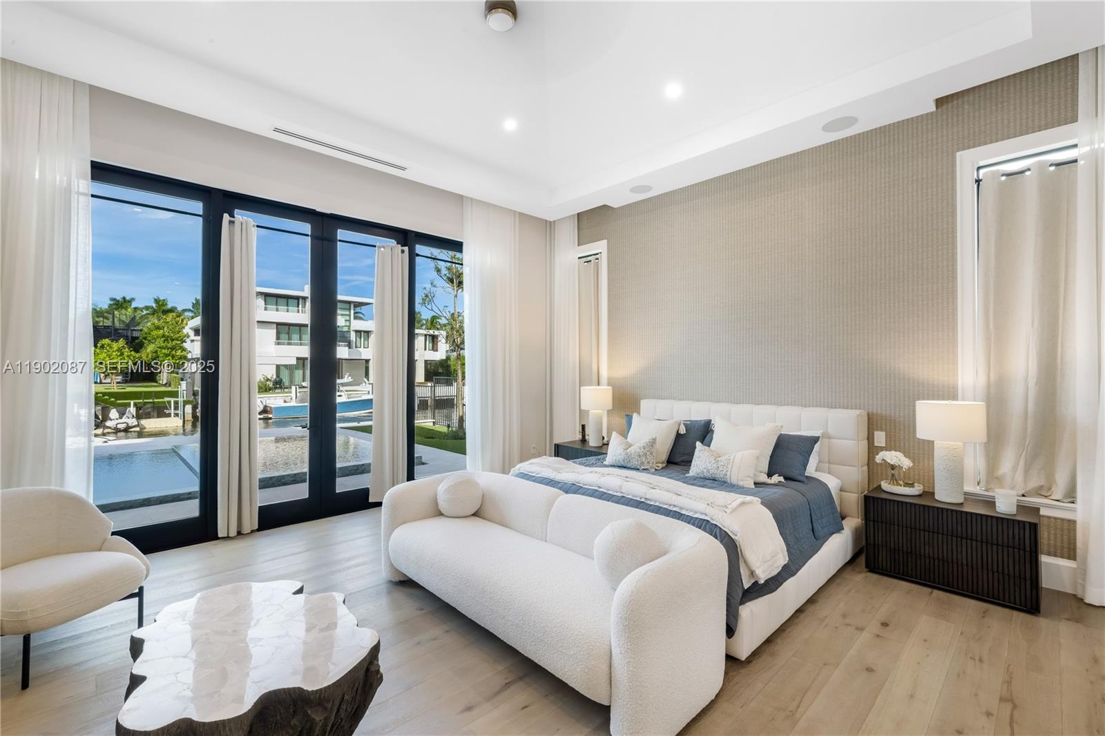 LAUDERDALE SHORES REAMEN - Residential