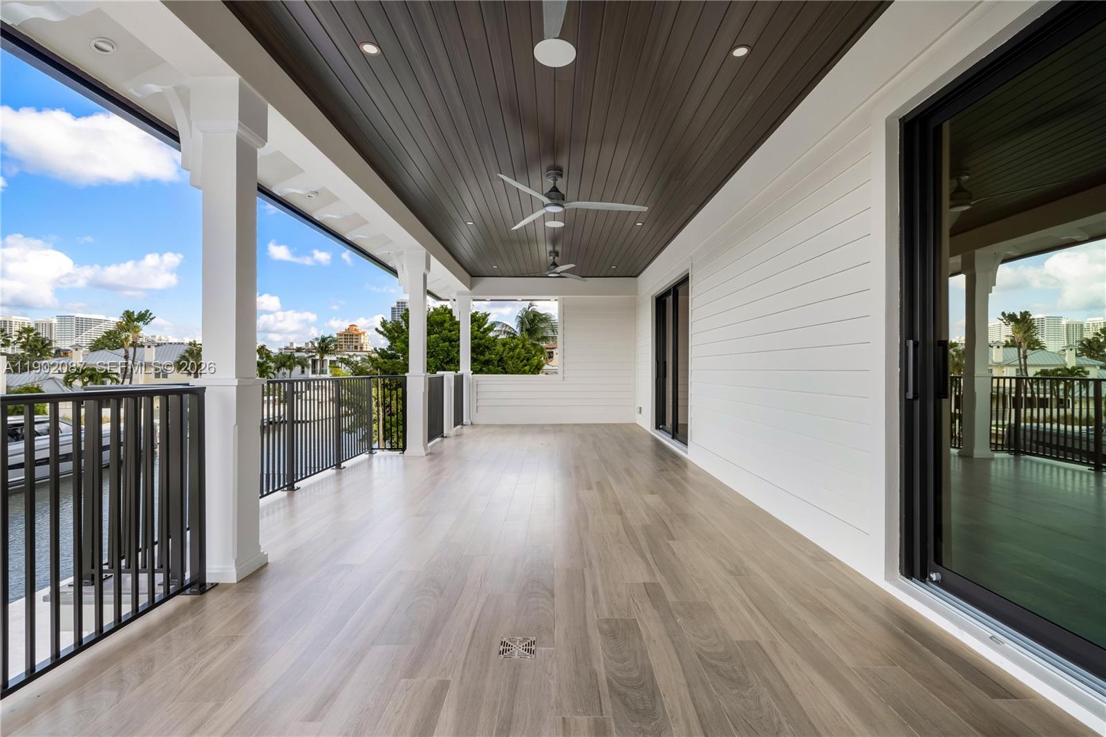 LAUDERDALE SHORES REAMEN - Residential