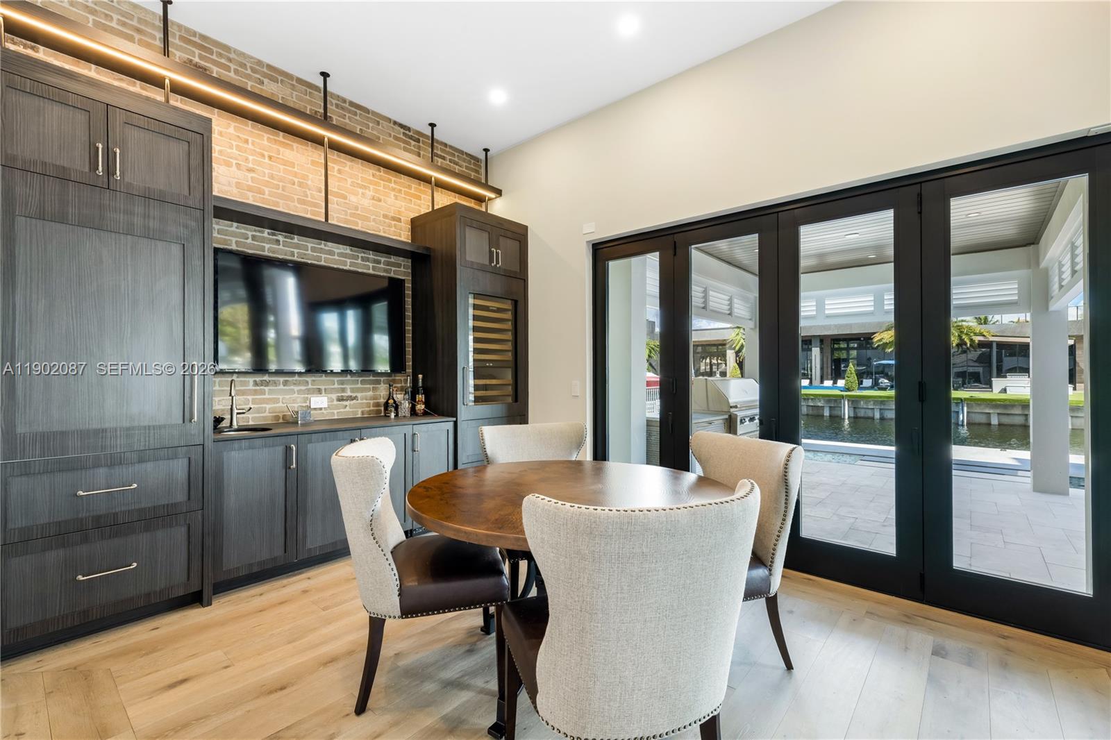 LAUDERDALE SHORES REAMEN - Residential