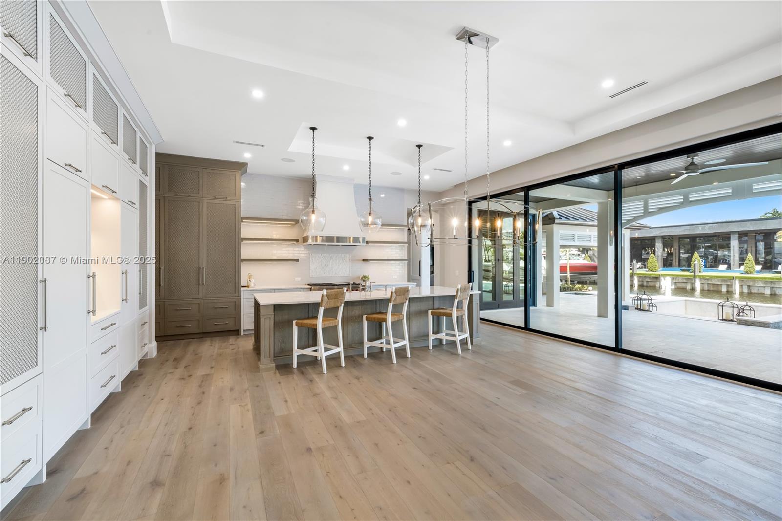 LAUDERDALE SHORES REAMEN - Residential