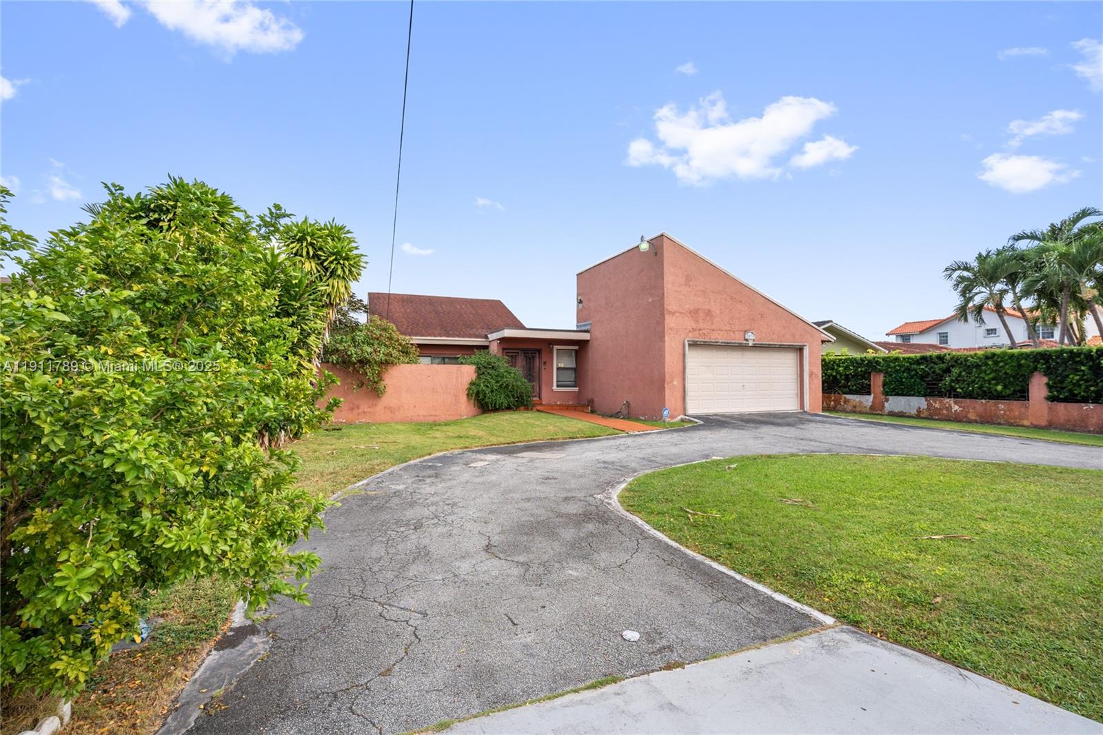 CORAL WAY ESTATES - Residential